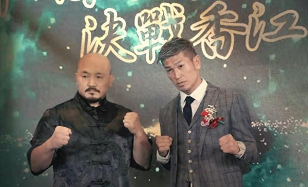 太悲壮！武僧一龙惨遭秒杀，被日本拳手爆头KO，挺尸拳台不省人事