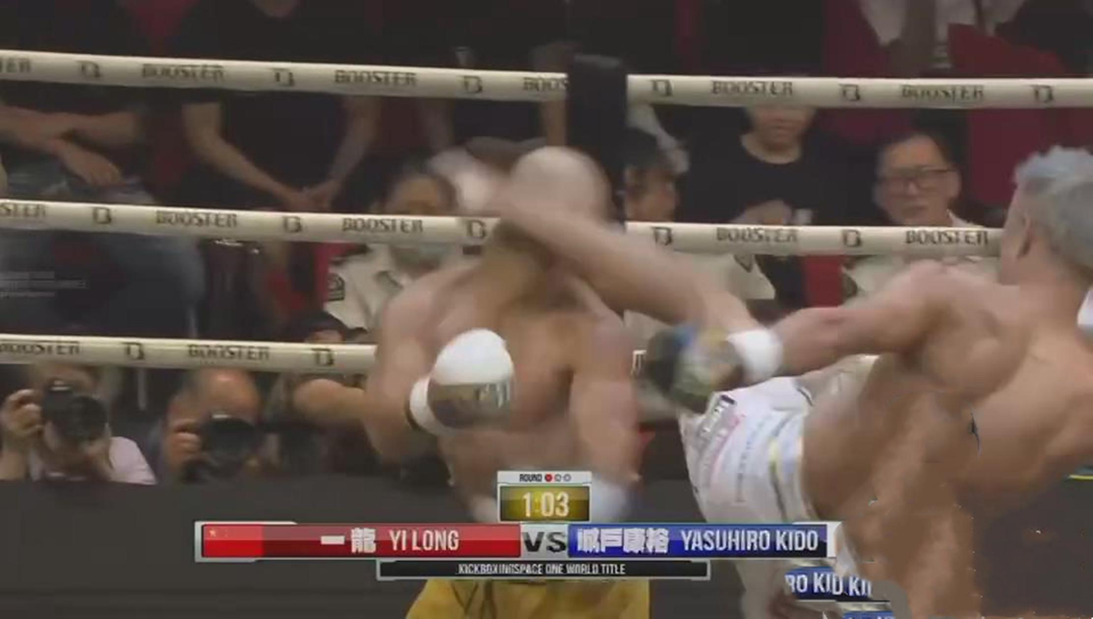 太悲壮！武僧一龙惨遭秒杀，被日本拳手爆头KO，挺尸拳台不省人事