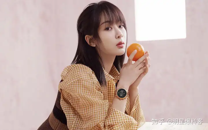 娱乐爆料：易烊千玺、肖战、杨紫、周深、白宇、欧豪、杨洋、沈月、白鹿、董洁、程潇、吴奇隆、汪涵、朱丹、姚安娜、窦骁