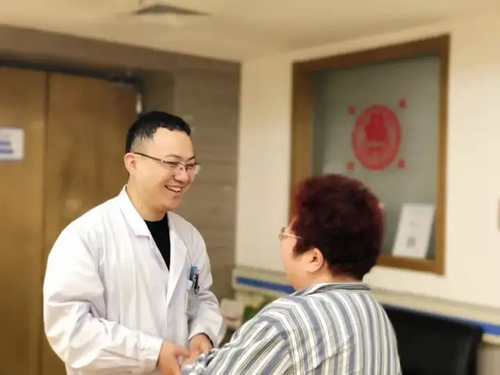 世界微笑日丨你的笑，让世界好一点！