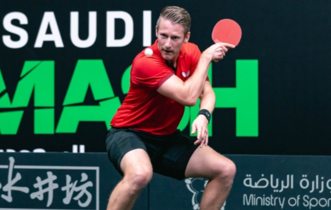 史诗级逆转！国乒小将7-10连赢5分，决胜局8-10翻盘，接班马龙