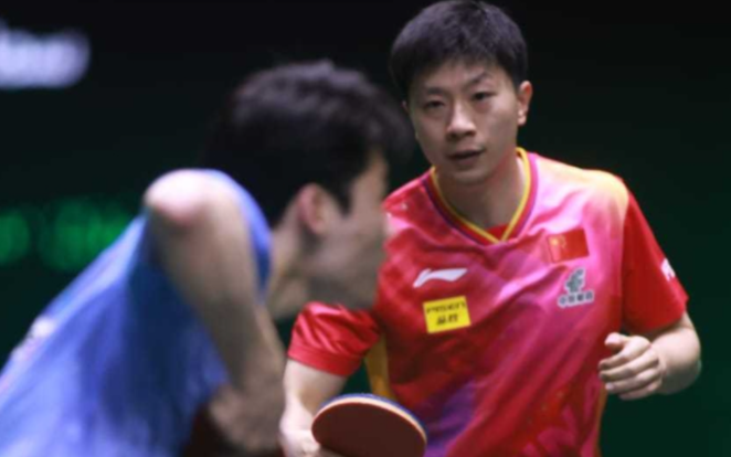 史诗级逆转！国乒小将7-10连赢5分，决胜局8-10翻盘，接班马龙