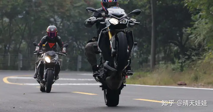 成都龙泉山成飙车圣地，被撞伤维权如蜀道难难于上青天