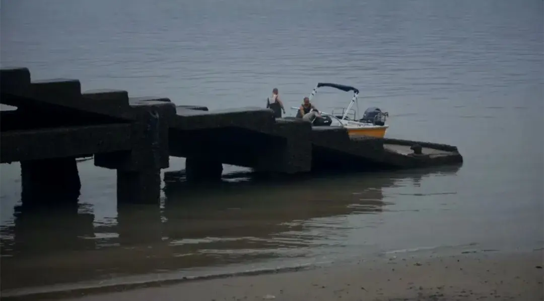 悬疑剧《新生》首播，骗子玩转连环套太刺激！黄觉井柏然意外好磕