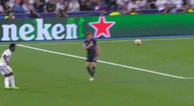 4-3！皇马进决赛！欧冠奇迹翻盘：91分钟遭绝杀，拜仁出局