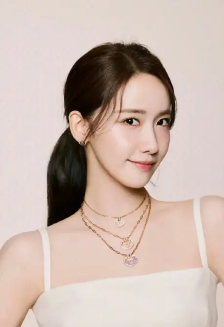 张艺兴、林允儿出席2024年戛纳国际电影节引期待