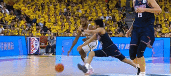 半场轰21-0打崩广东 付豪奇兵31分辽宁大胜总比分2-2 迎生死大战