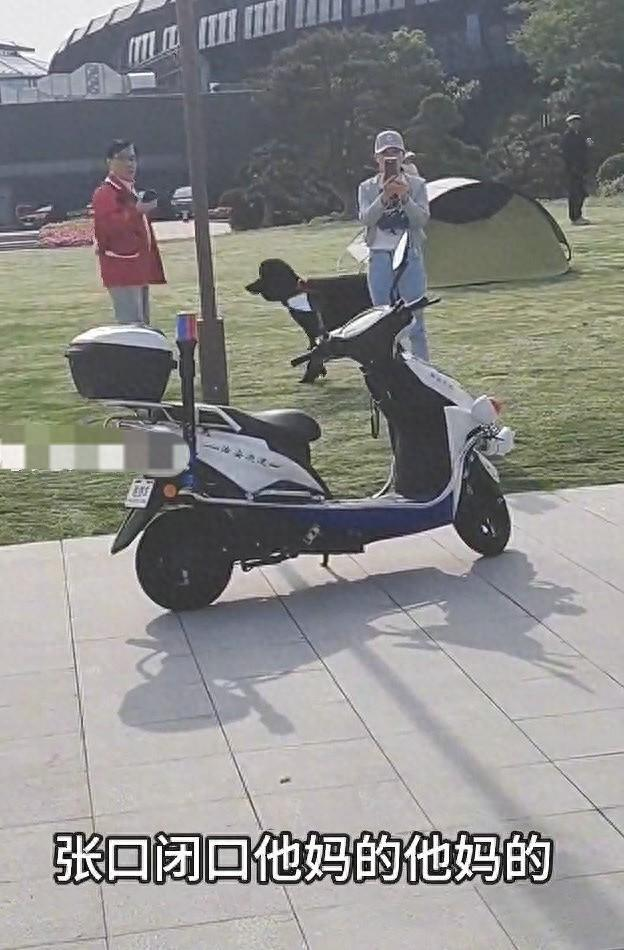 上海骂保安红衣男真实身份曝光！罗总顶住压力没辞退保安！