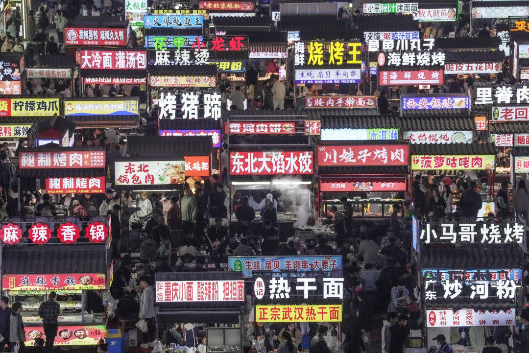 正定夜市，何以“火出圈”？