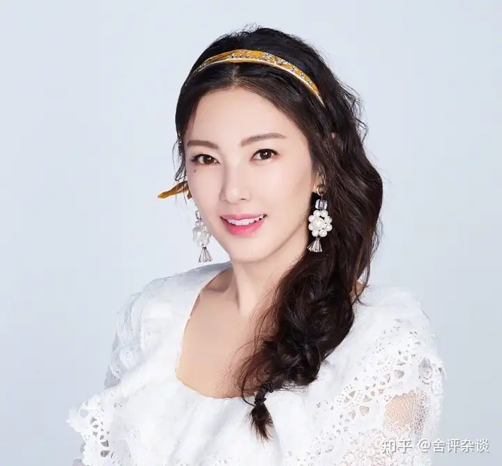 知名演员张雨绮的劲爆情史，太精彩了！