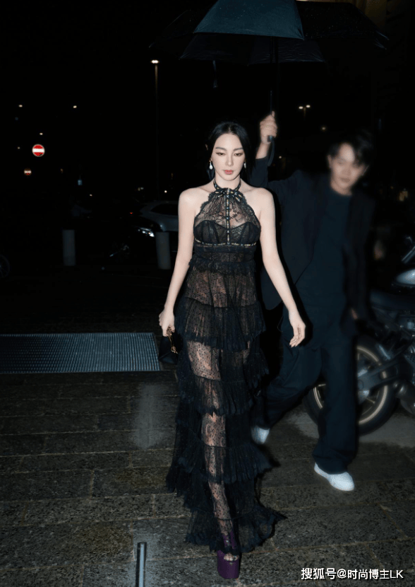 原创            张雨绮胆子也太大了！全身都是黑色蕾丝，网友：像盘丝洞的女妖精