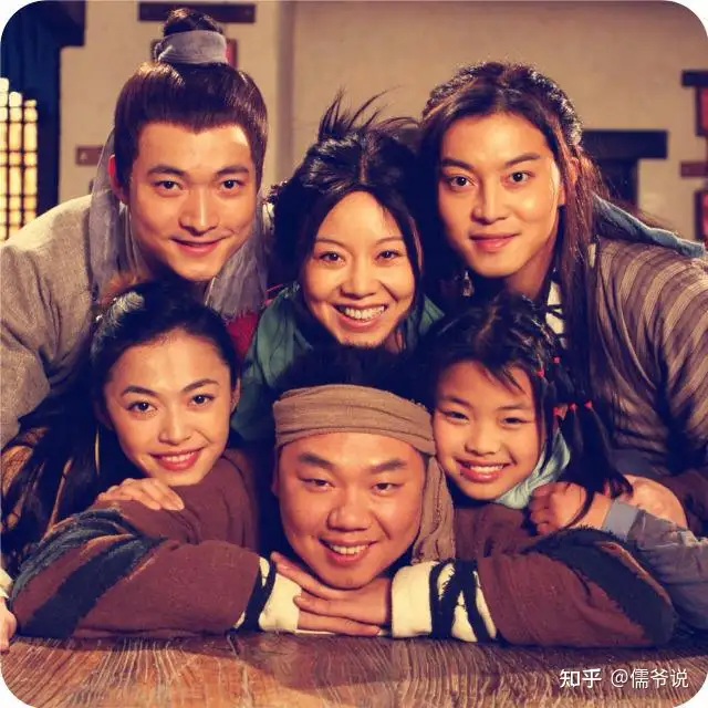 播出17年，《家有儿女》三位童星差异巨大，有的成一线有的被遗忘