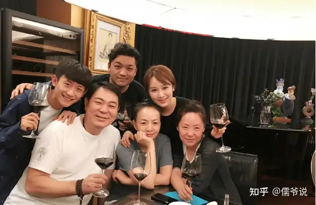 播出17年，《家有儿女》三位童星差异巨大，有的成一线有的被遗忘