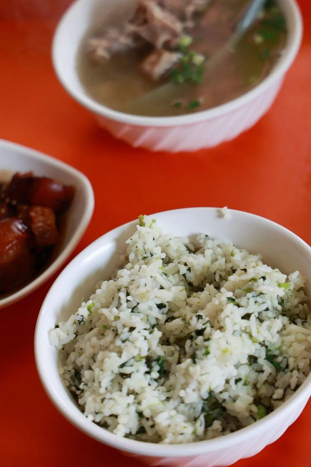 藏不住了！小巷里这几家店龄超10年的“宝藏小店”人气超旺