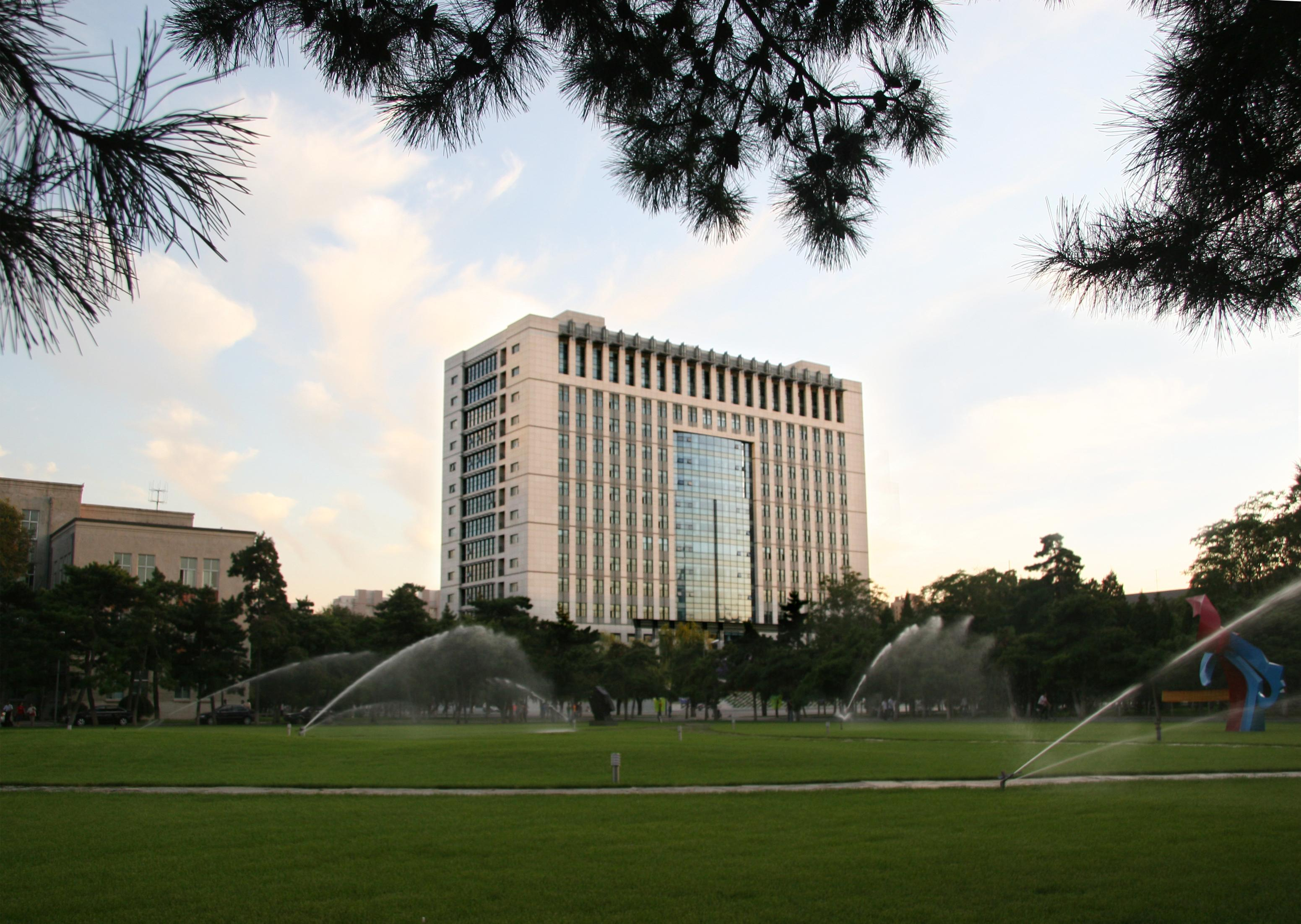 东北大学与吉林大学分析对比