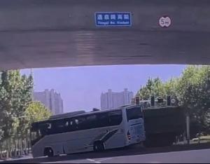 深度｜南通交通事故疑与信号灯故障有关，谁是交通设施养护方？