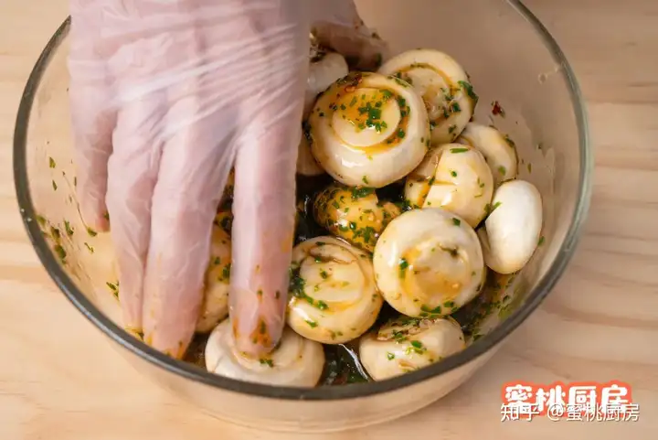 母亲节这天，有哪些适合厨房小白给妈妈做的菜谱推荐？