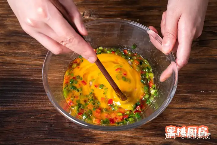 母亲节这天，有哪些适合厨房小白给妈妈做的菜谱推荐？