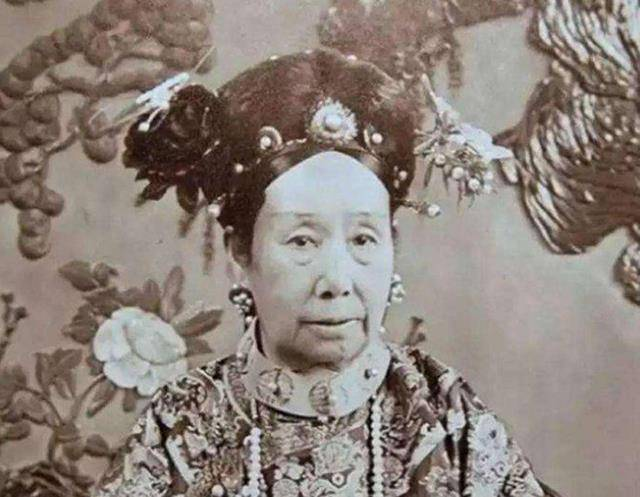 原创            慈禧太后六十大寿：为何放鸟鸟不飞，放鱼鱼不走？