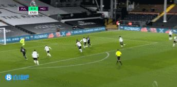 英超-阿圭罗点射破荒 热苏斯斯通斯破门曼城3-0富勒姆两连胜