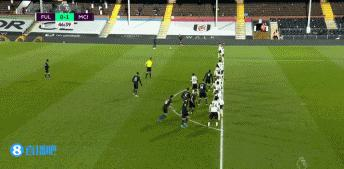 英超-阿圭罗点射破荒 热苏斯斯通斯破门曼城3-0富勒姆两连胜