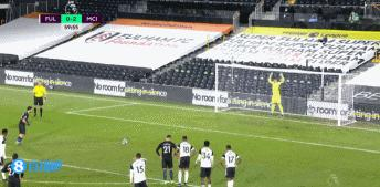 英超-阿圭罗点射破荒 热苏斯斯通斯破门曼城3-0富勒姆两连胜