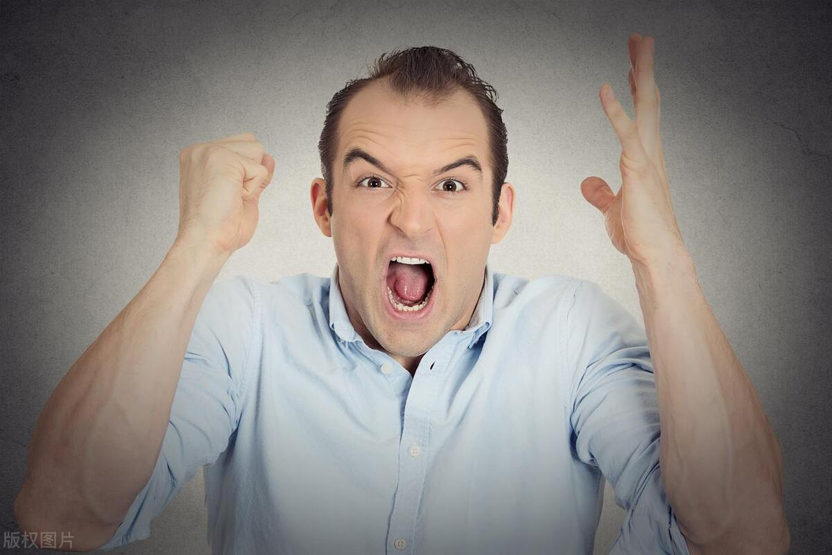 坏消息，太阳大爆发！大地磁暴即将来袭，地磁暴影响大揭秘！