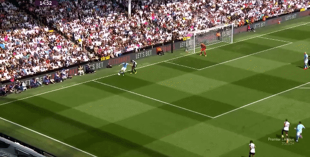 曼城4-0富勒姆，领先阿森纳两分+下场战热刺，争冠形势非常微妙