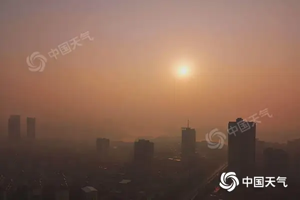 全国大部气温回升 华北等地将现中度霾