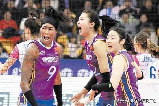惊险对决！天津女排的胜利之路，一场燃爆全场的比赛回顾