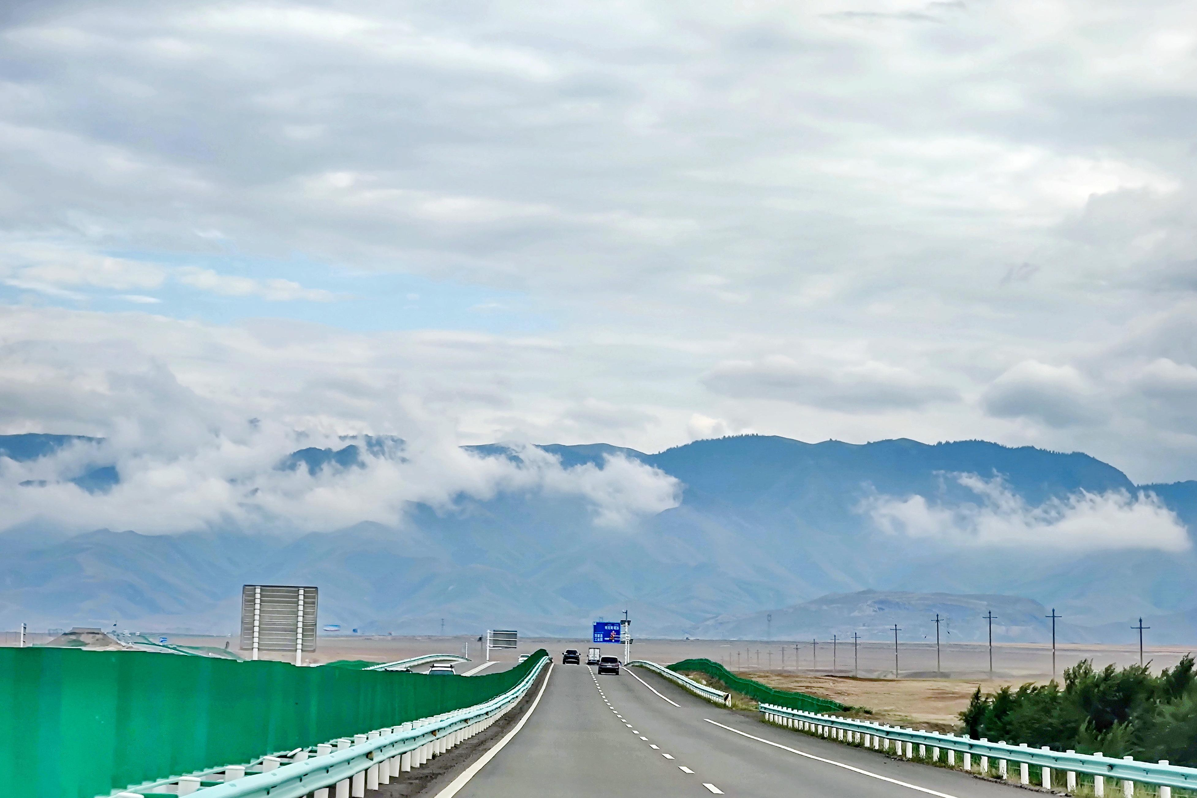 毁誉参半的那拉提，新疆伊犁最牛草原景区！应该怎么玩，攻略来了