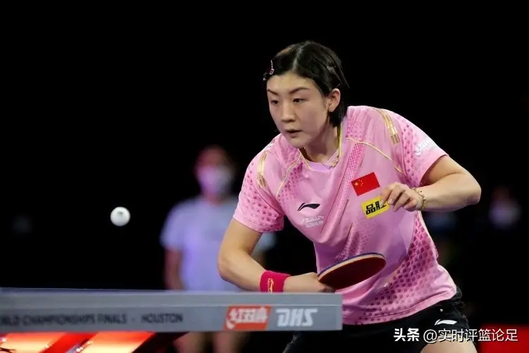 奥运女乒单打名额引发热议！陈梦力压王曼昱，张雪峰力挺王曼昱