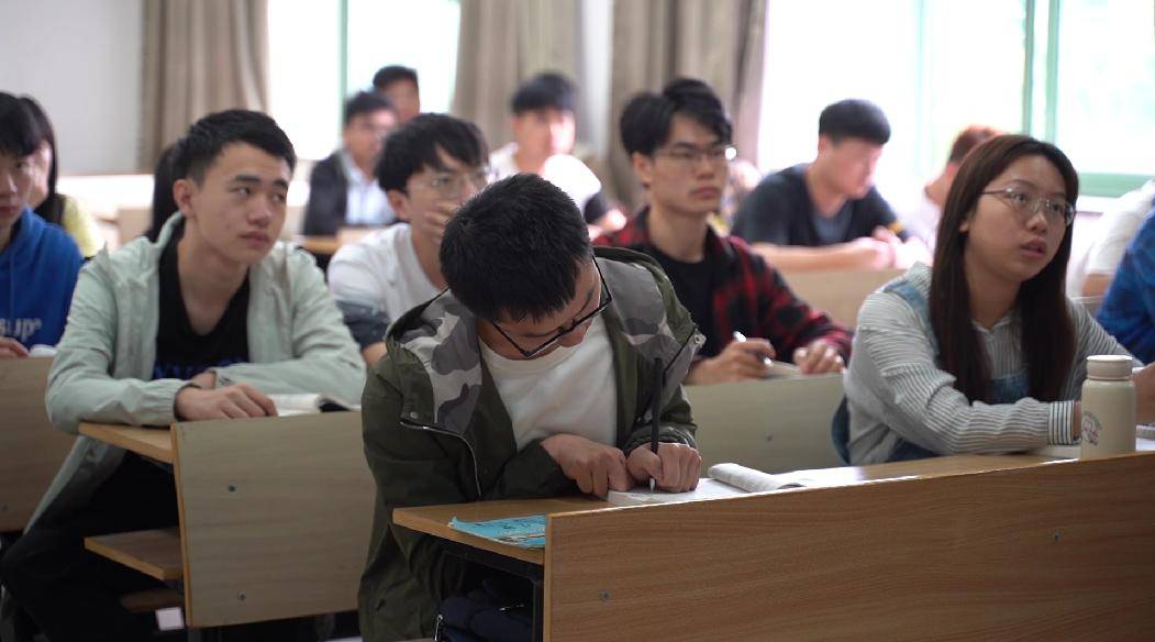 原创            大学10大热门工科专业，高考生首选