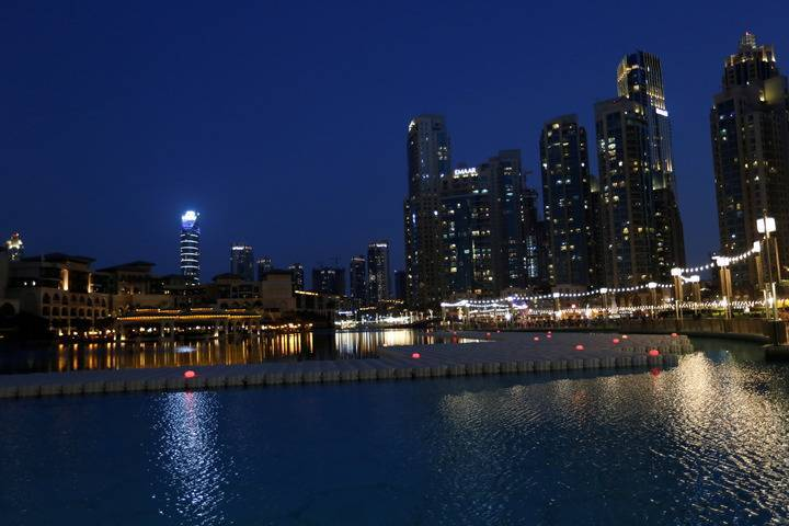 英媒：美科技巨头加强与阿联酋AI合作