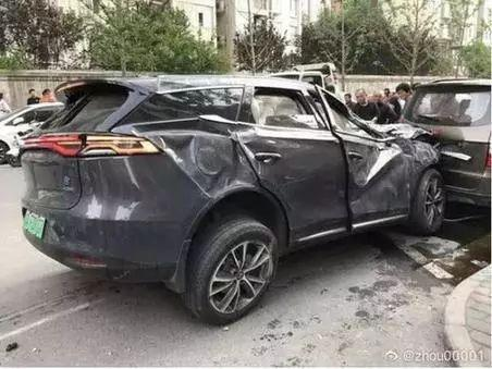 追踪比亚迪唐DM 汽车失控20秒