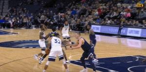 掘金 100:98 险胜森林狼，约基奇 20 分绝杀，如何评价这场比赛？