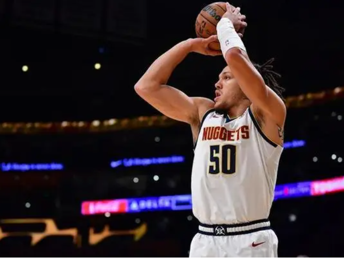 掘金队力挫森林狼，爱德华兹刷新纪录，篮球比赛还是团队的荣耀