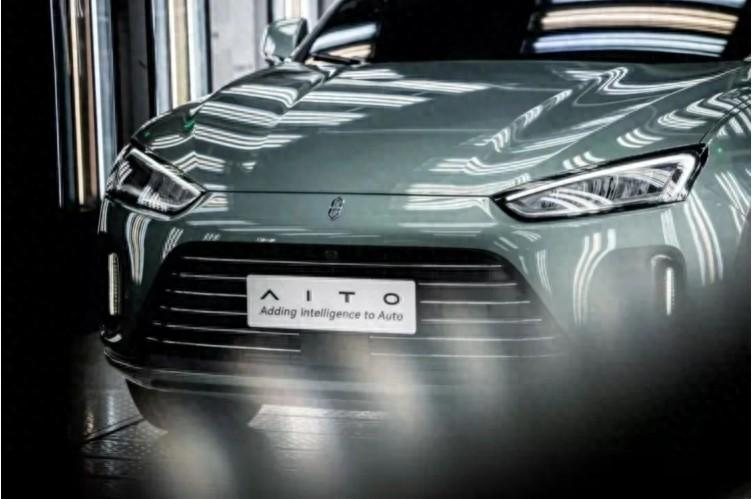 问界M9大定破8万，赛力斯驶入“安全区”？