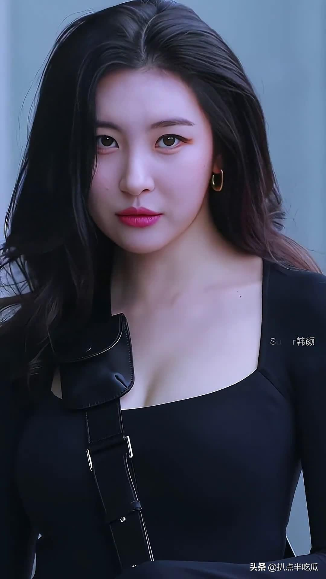 黄子韬被曝求婚仍不回应：拒绝给他名分的徐艺洋，到底什么来头？