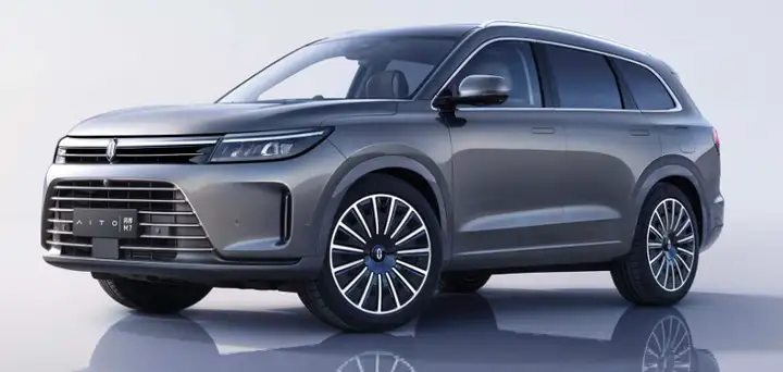 2022华为终端：余承东打出一套「组合拳」