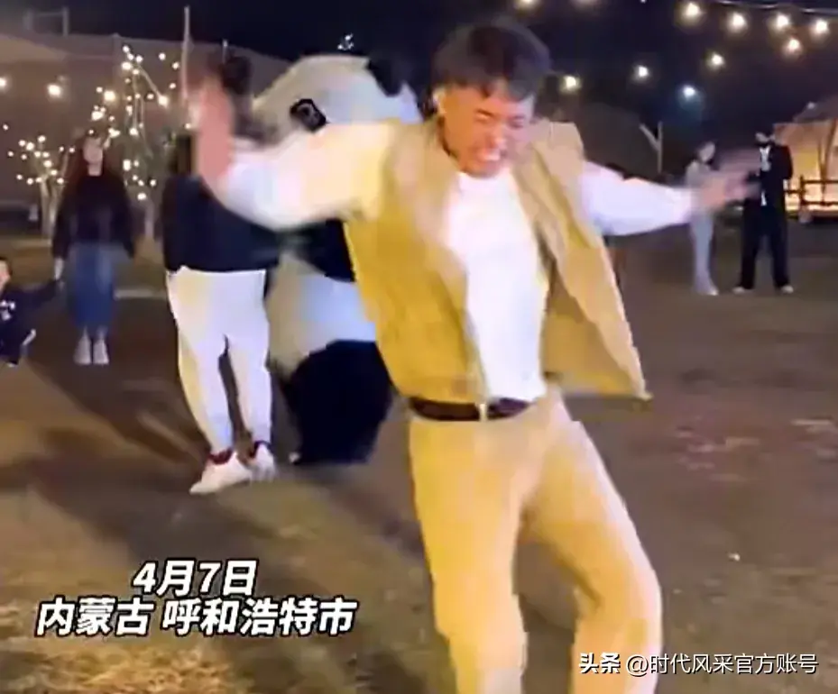 篝火旁的舞者：蒙古族舞蹈的魅力与健身之道