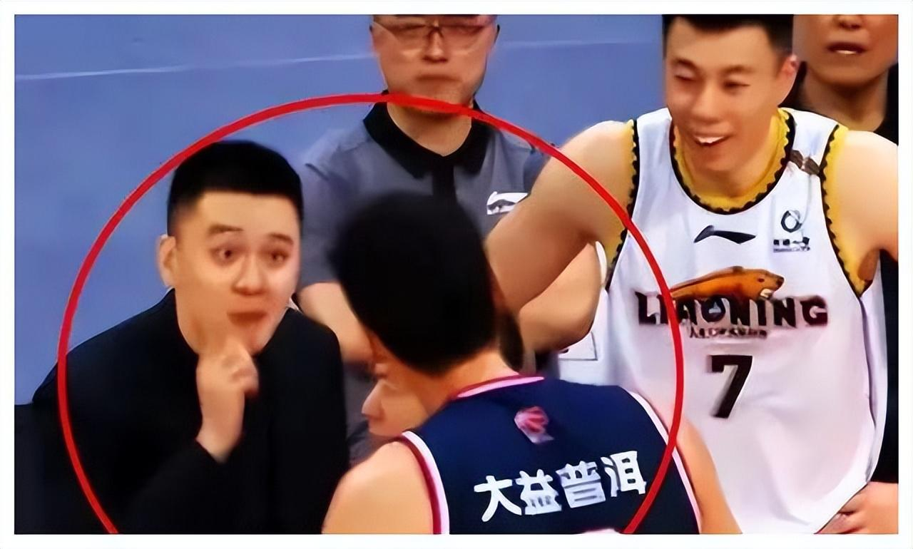 辽疆总决赛 杨鸣霸气回怼记者 张镇麟和黄荣奇王泉泽热聊 李晓旭复出