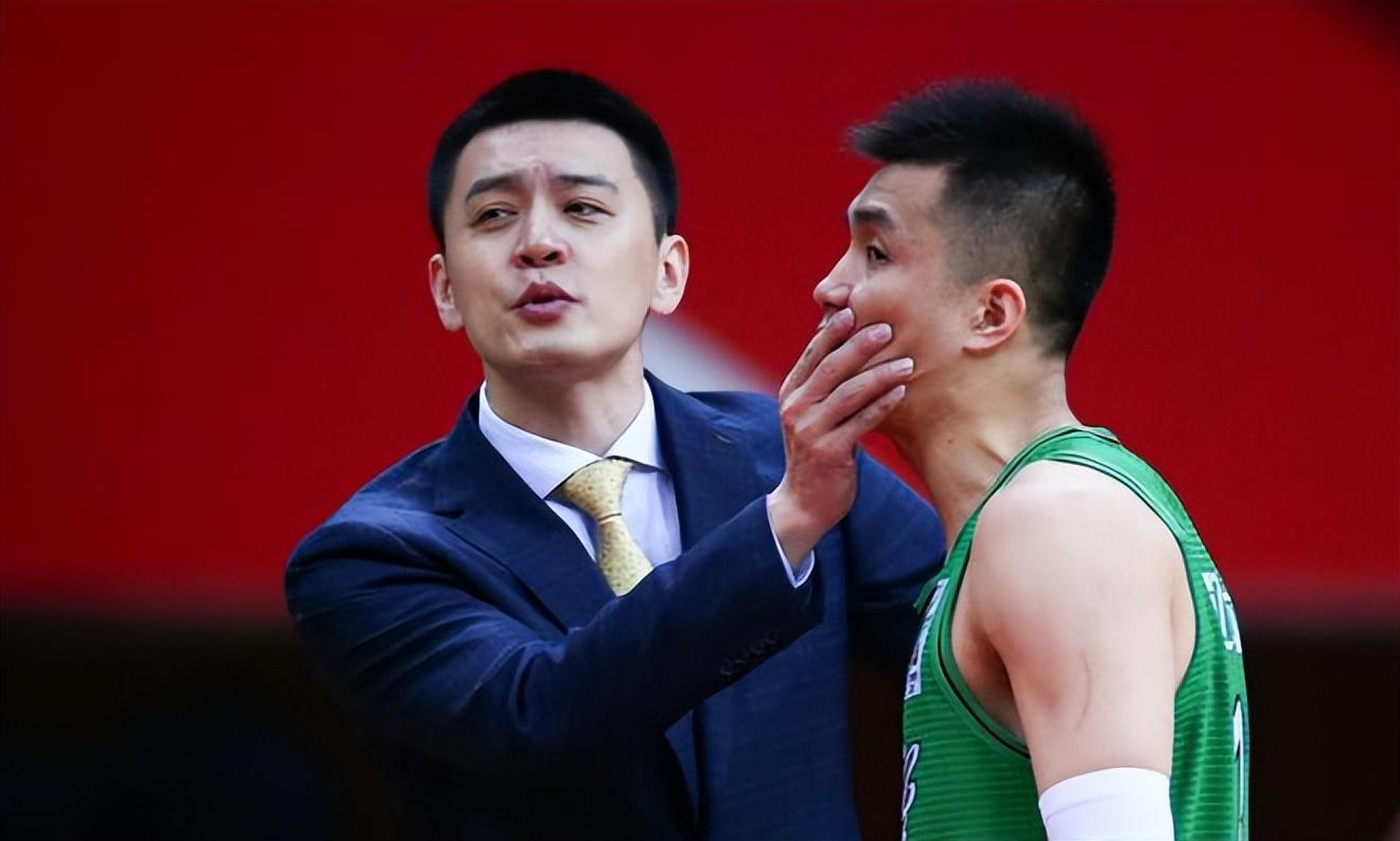 辽疆总决赛 杨鸣霸气回怼记者 张镇麟和黄荣奇王泉泽热聊 李晓旭复出