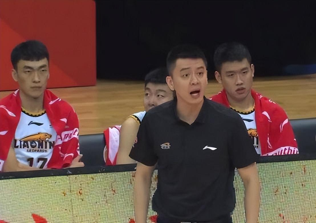 辽疆总决赛 杨鸣霸气回怼记者 张镇麟和黄荣奇王泉泽热聊 李晓旭复出