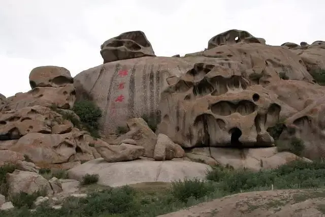 确定不是在外星球？新疆这些地质奇观令人惊叹！