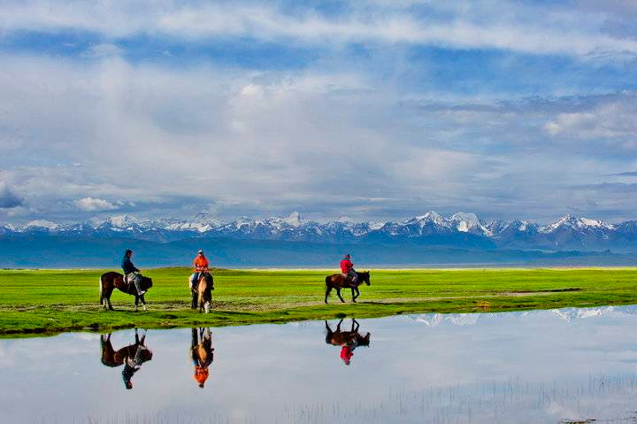 新疆必去的旅游，新疆必去的旅游景点，看完去新疆节省20%费用，拿走不谢