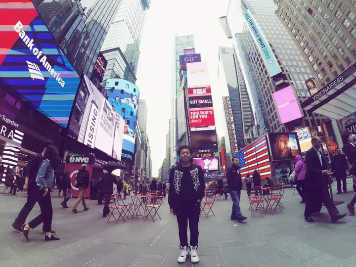 参加新说唱海选就被淘汰、代表作被下架两年，为什么法老却还想要主动求他合作？