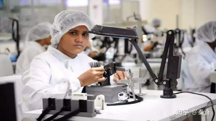 不装了，美国联手世卫组织对印度进行敲诈