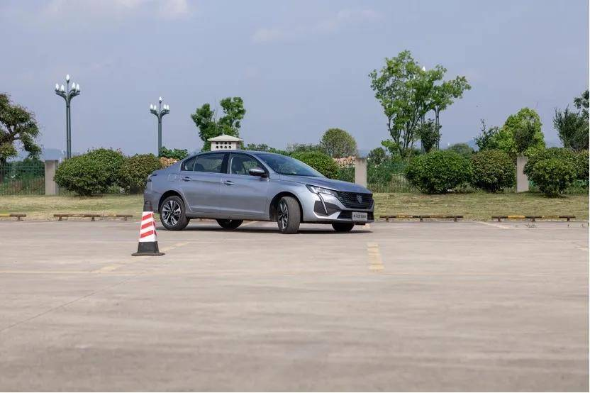 聚焦法系知音，神龙汽车32周年推进战略转型