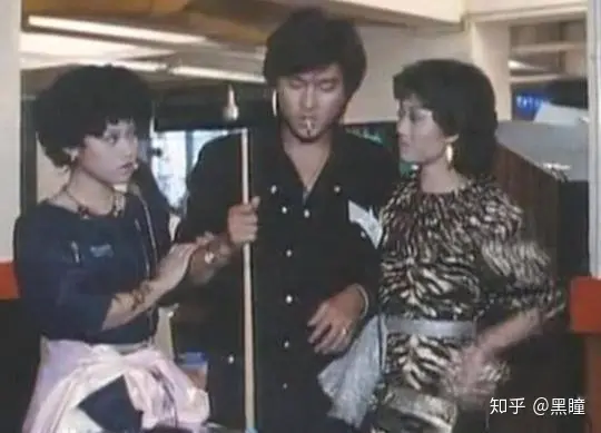 老照片；天王刘德华的龙套岁月